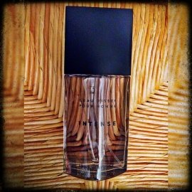 L'Eau d'Issey pour Homme Intense - Issey Miyake