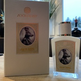 Musk Deer Limited Edition - Zoologist